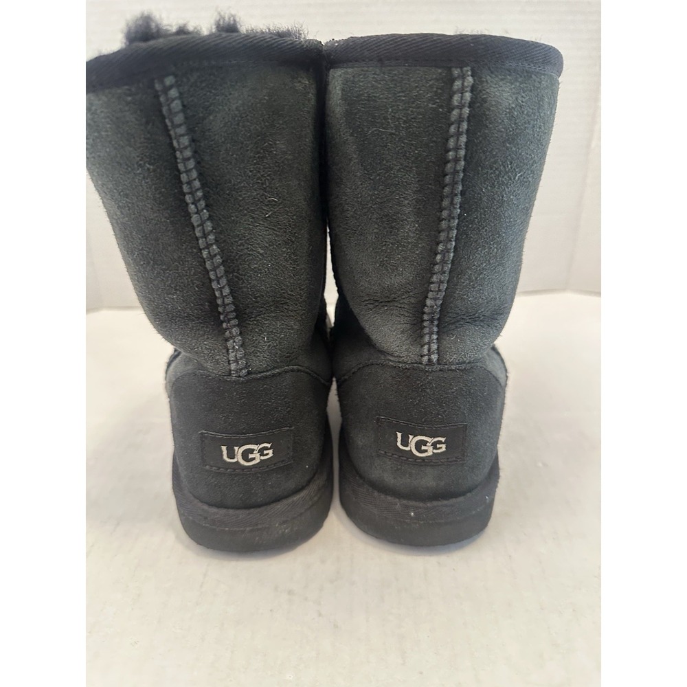 Ugg Classic II Short Black Boots Size 6 - Picture 8 of 16